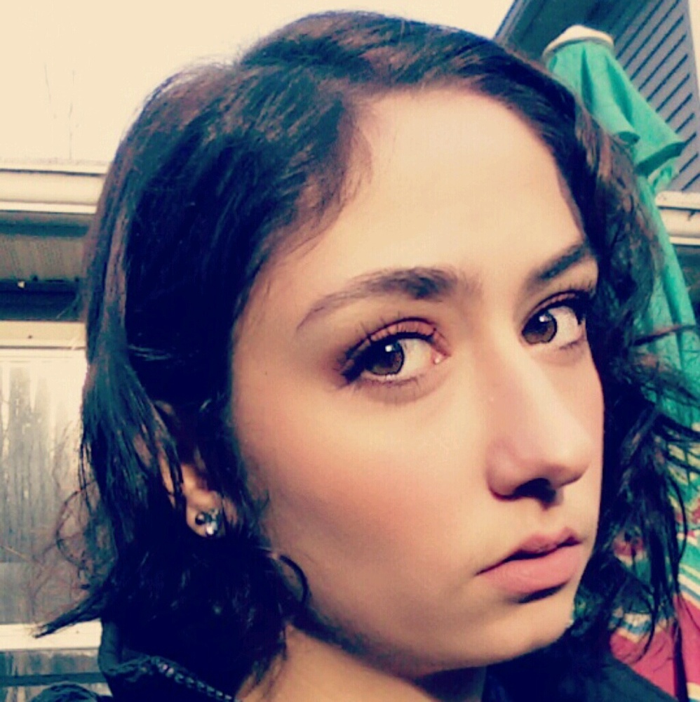 Meet your Posher, Nicole